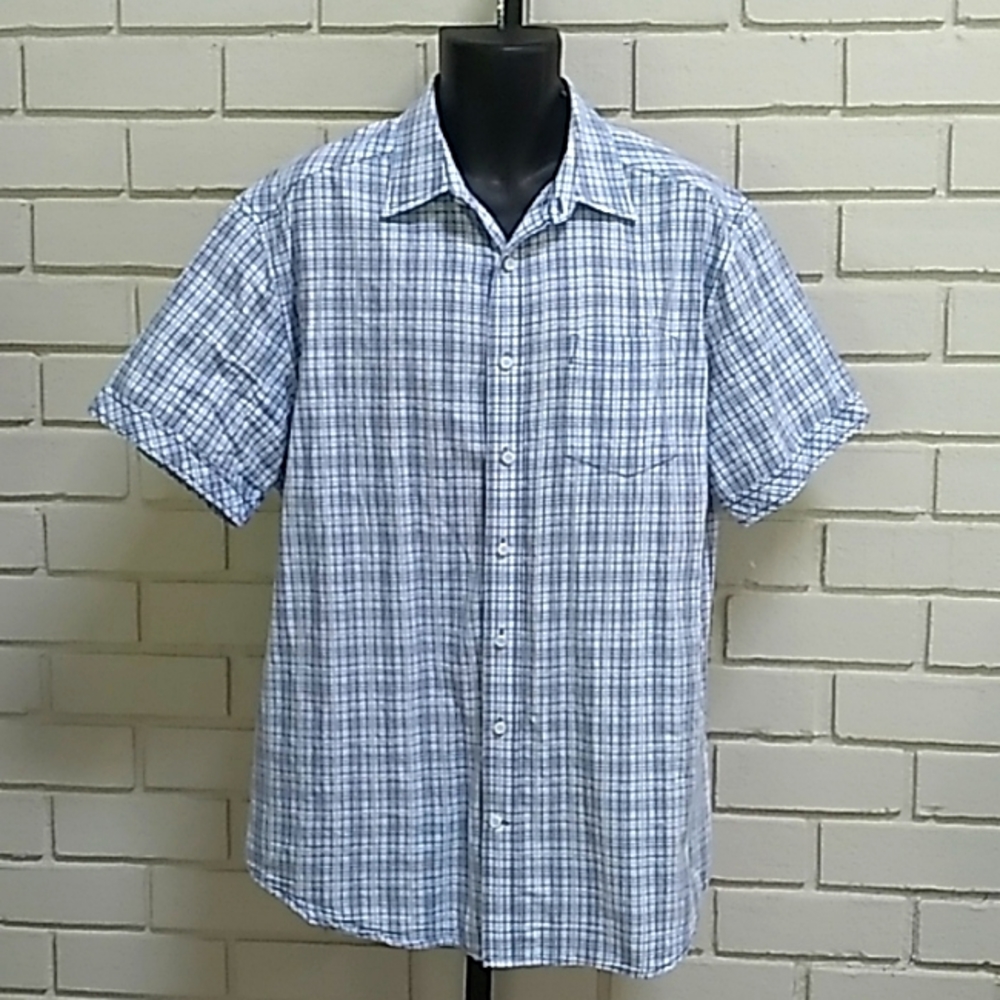 Blue Slim Fit Plaid Short Sleeve Button Down Shirt. Size XLT